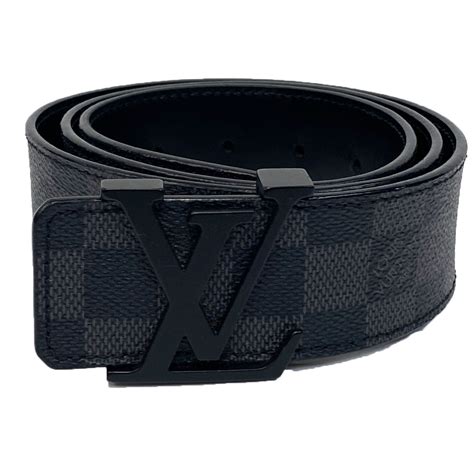 Products by Louis Vuitton: LV INITIALES 40MM REVERSIBLE BELT